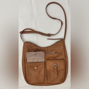 Market & Spruce Tan Pennie Multi Pocket Messenger Bag